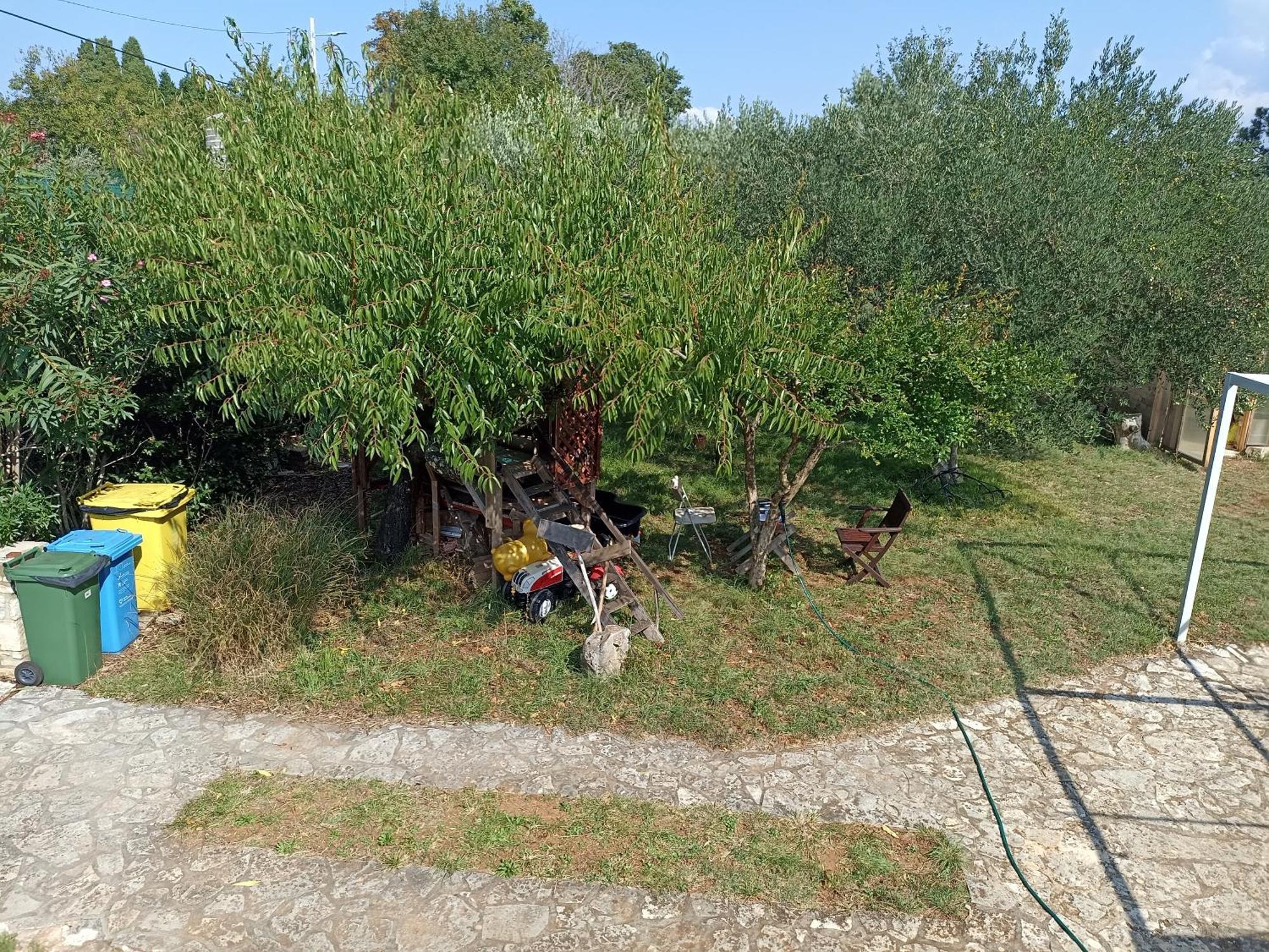 Hedra Daire Zambratija  Dış mekan fotoğraf